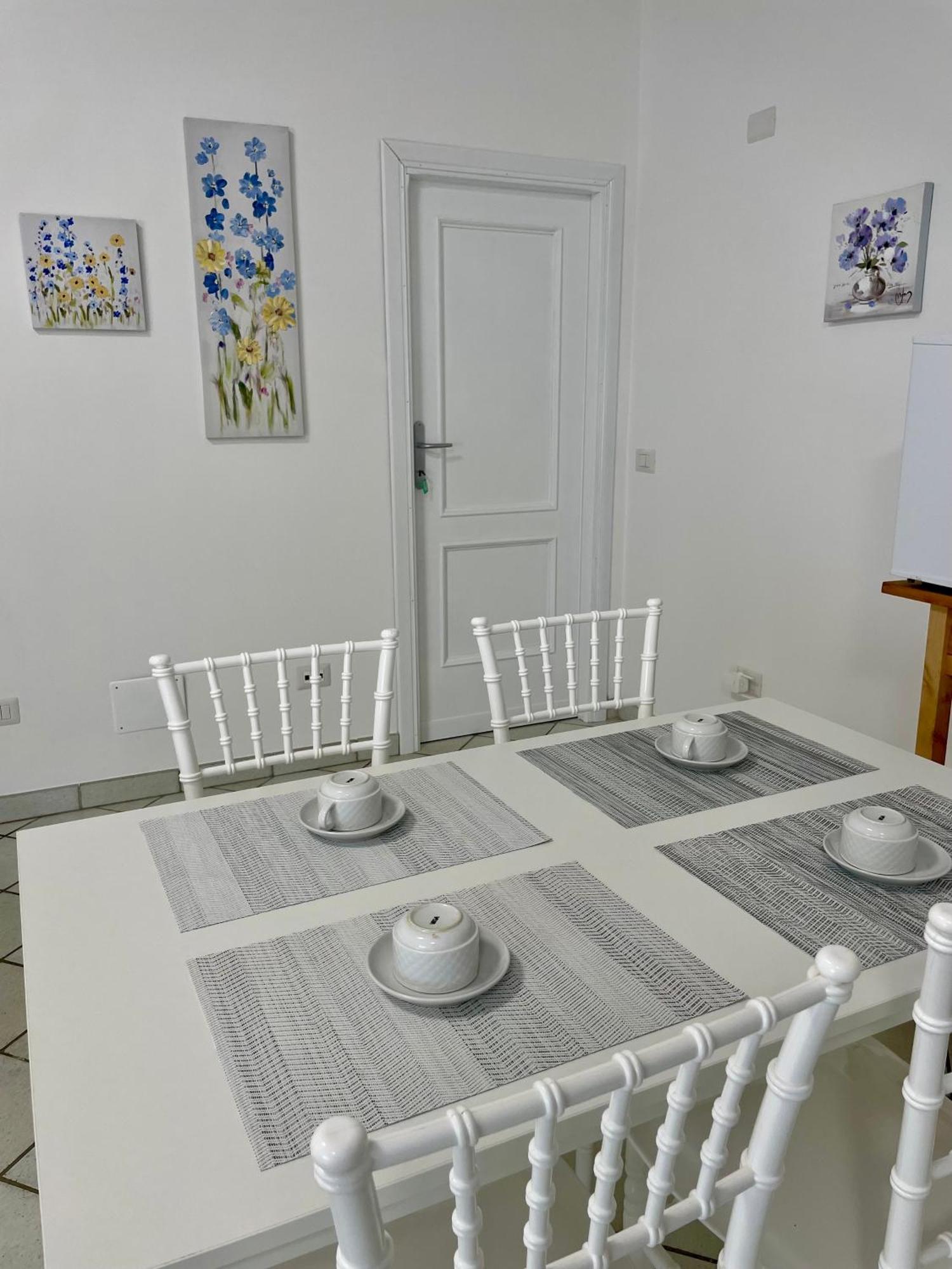 B & B Casal Pereto วัลมนโตเน ภายนอก รูปภาพ